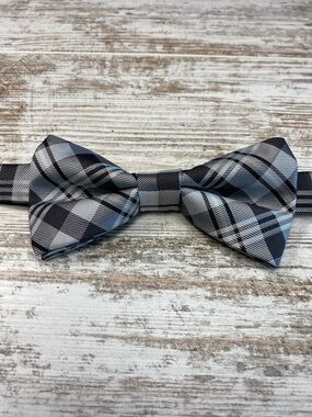 JF J. Ferrar Gray Plaid Bow Tie Pre-Tied Adjustable Classic Formal